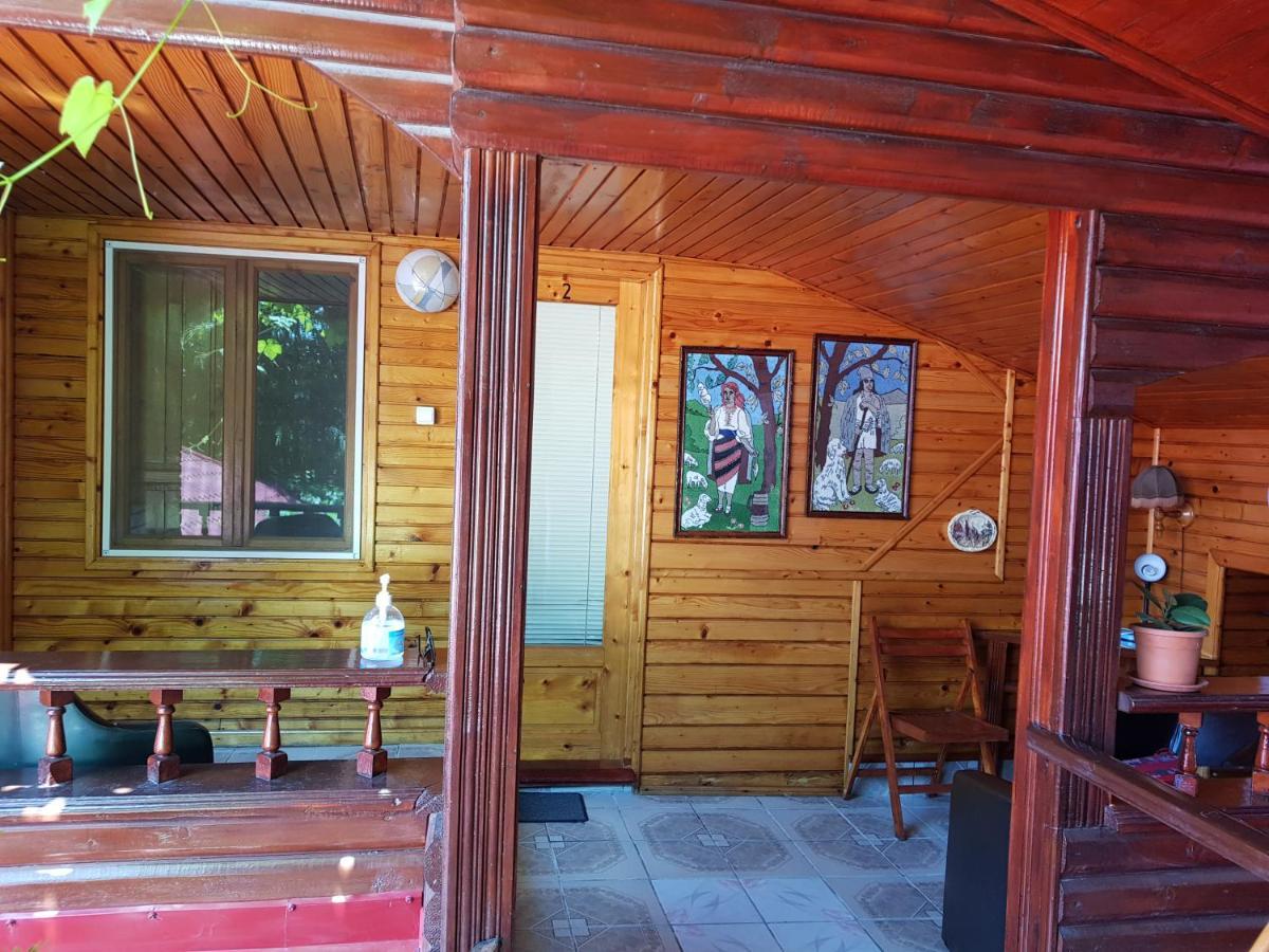 Отель Casa Simona Доуэ-Май Экстерьер фото